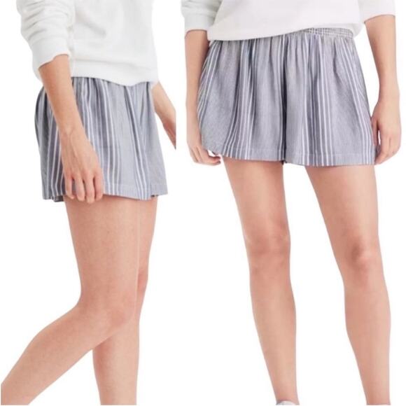 American Eagle Flowy Stripe Pull On Casual Shorts Size XL - Picture 1 of 9